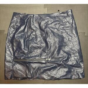 Lovers + Friends Snakeskin Leather Cocktail Mini Skirt Navy Blue Size Small